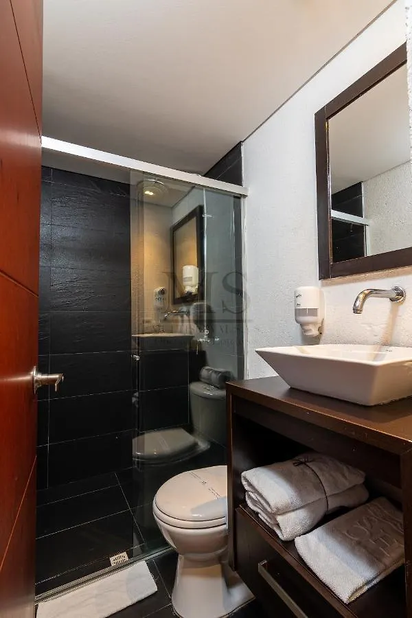 Cyan Suites Medellin Apartment