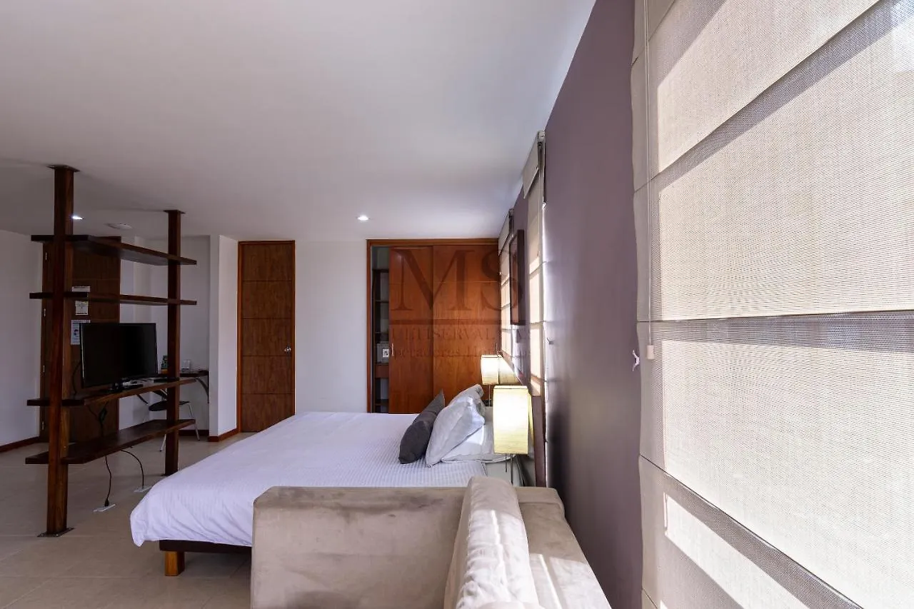 Cyan Suites Medellin Apartment
