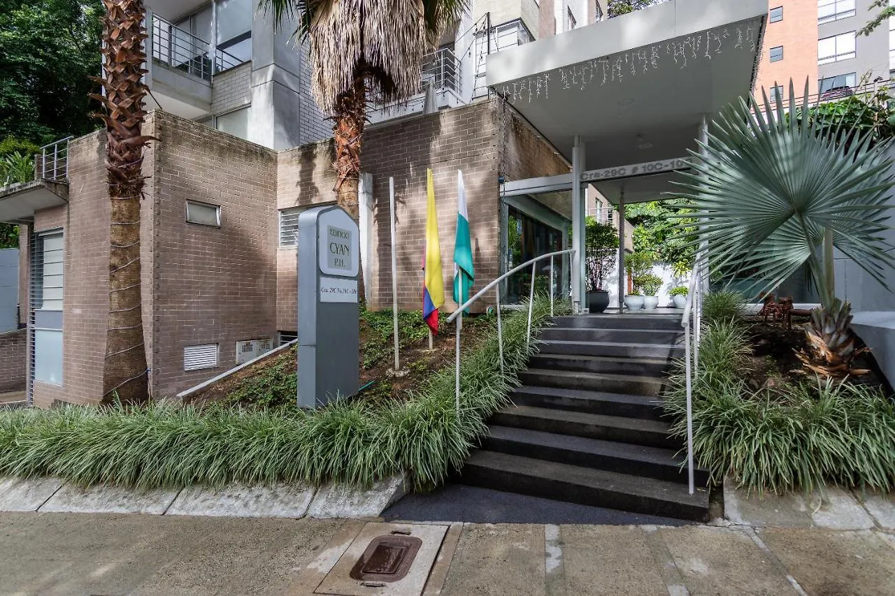 Cyan Suites Medellin Apartment